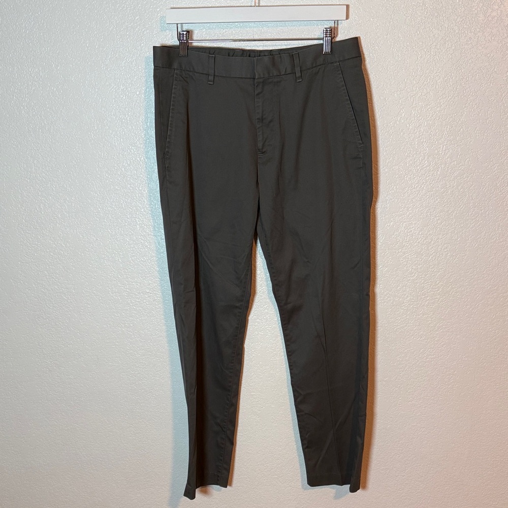 Bonobos Gray Friday Slim Chino Size 33/30